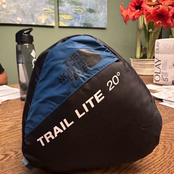 NEW! NWT! The North Face Trail Lite Down 20 Sleeping Bag -Blue Coral -Long - Picture 6 of 7